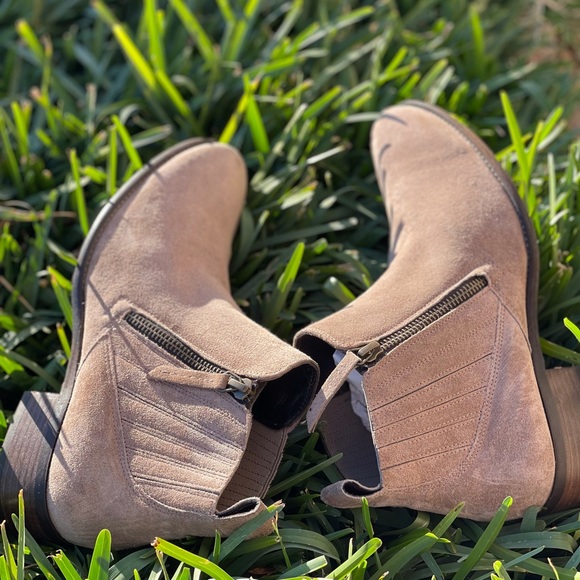 PAUL GREEN🍂🍁Natalie Taupe suede leather booties 7.5 - Picture 5 of 14